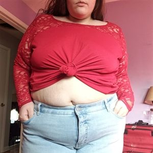 ❣ Torrid Long Sleeved Red Lace Top ❣
